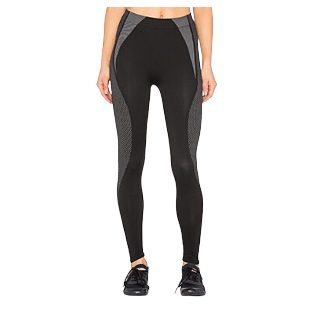 Spanx Womens Mid‎ Rise Black Gray Cropped Athletic Seamless Leggings Small